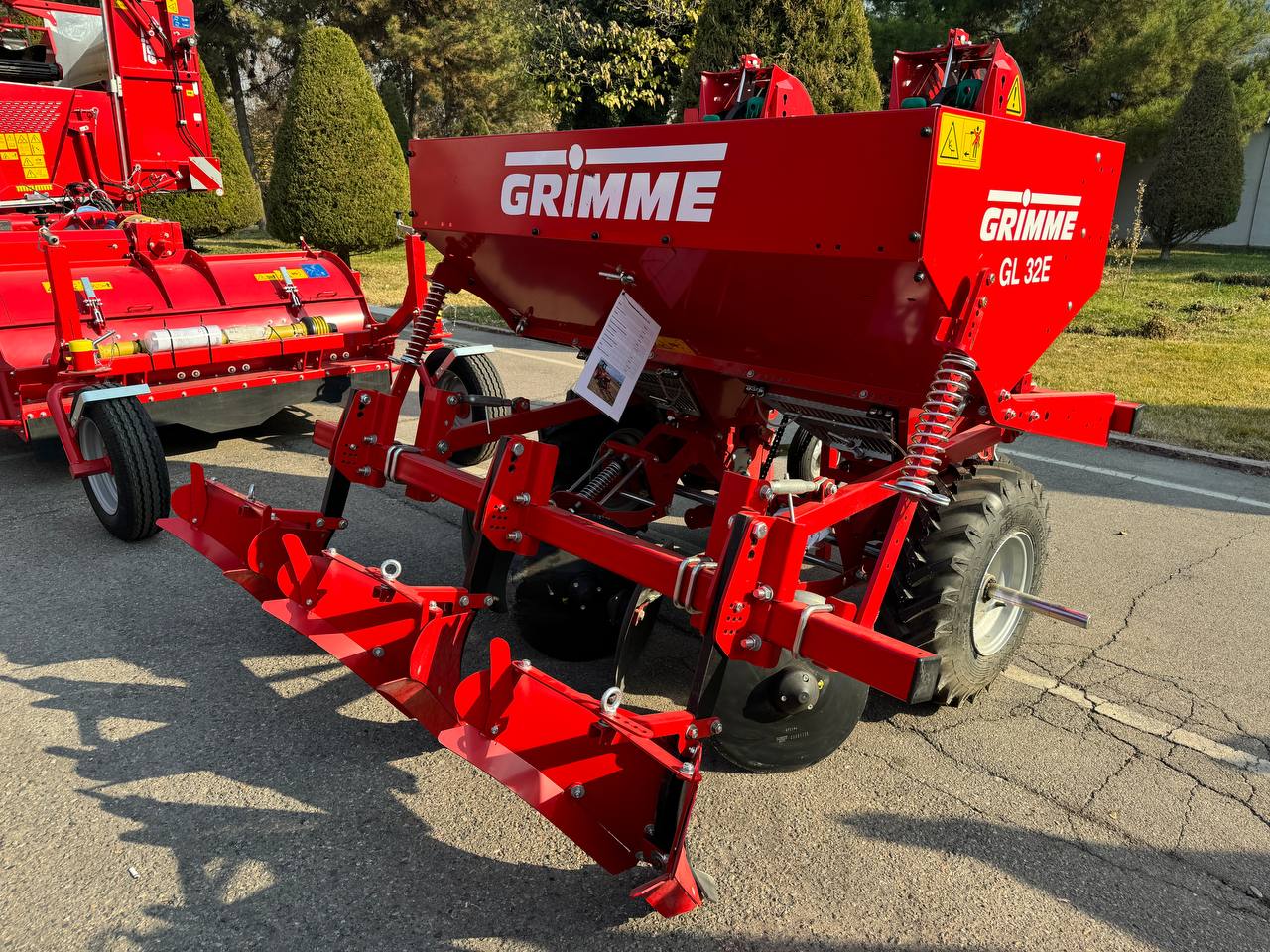 <span  class="uc_style_uc_tiles_grid_image_elementor_uc_items_attribute_title" style="color:#ffffff;">550e9ab5-12f8-4db5-8481-153db483fdc7</span>