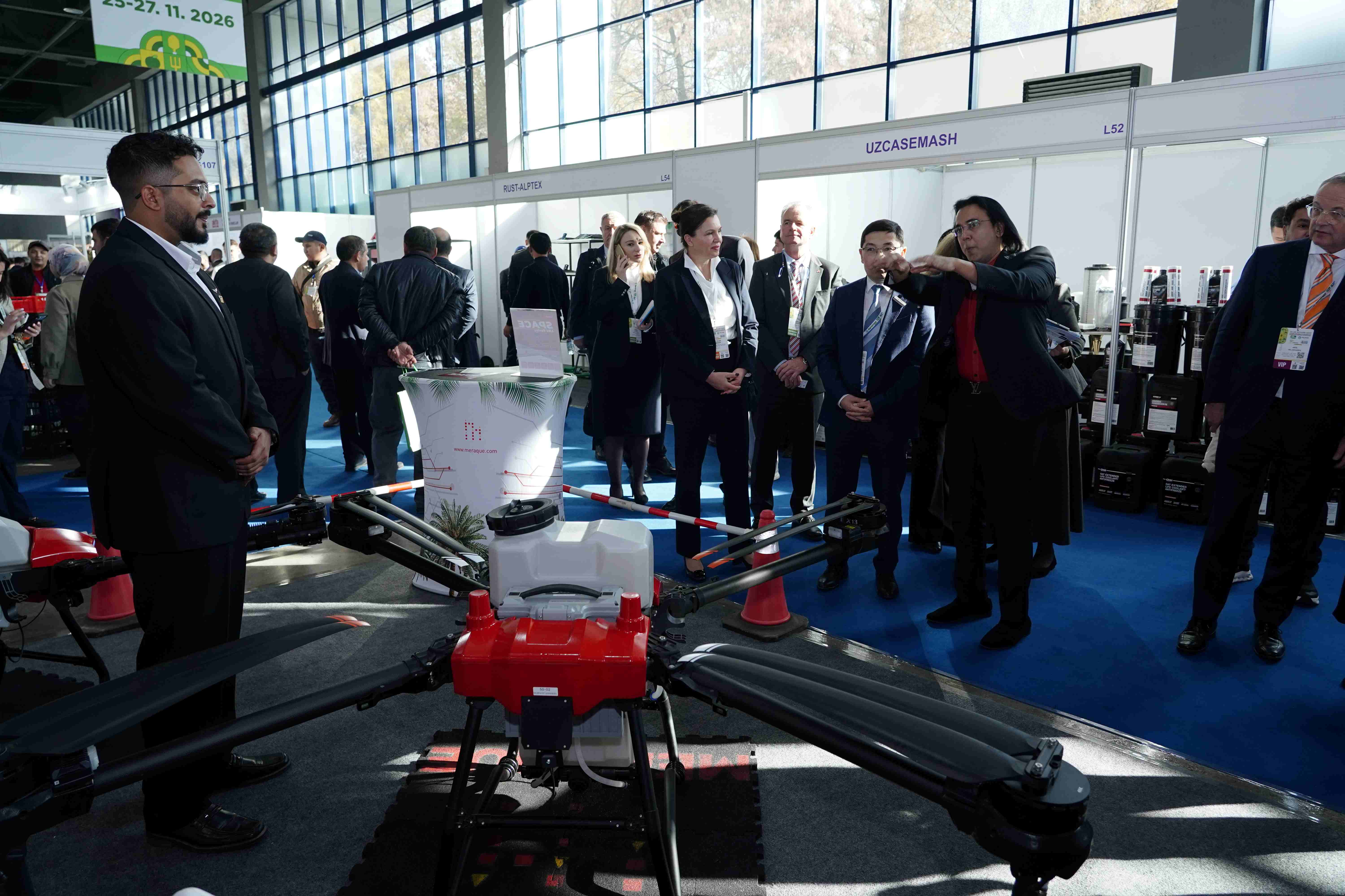 <span  class="uc_style_uc_tiles_grid_image_elementor_uc_items_attribute_title" style="color:#ffffff;">DSC03948</span>