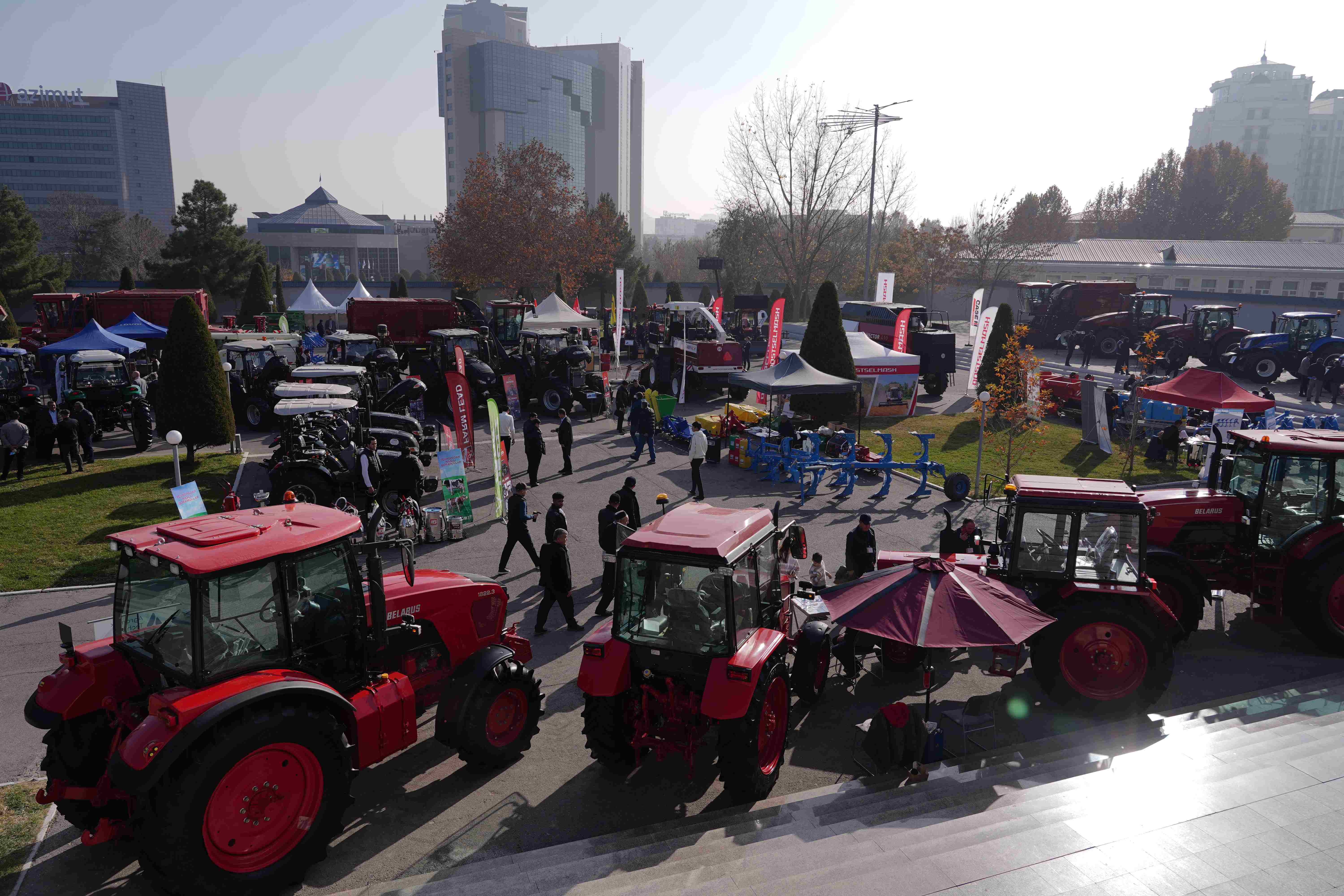 <span  class="uc_style_uc_tiles_grid_image_elementor_uc_items_attribute_title" style="color:#ffffff;">DSC04160</span>