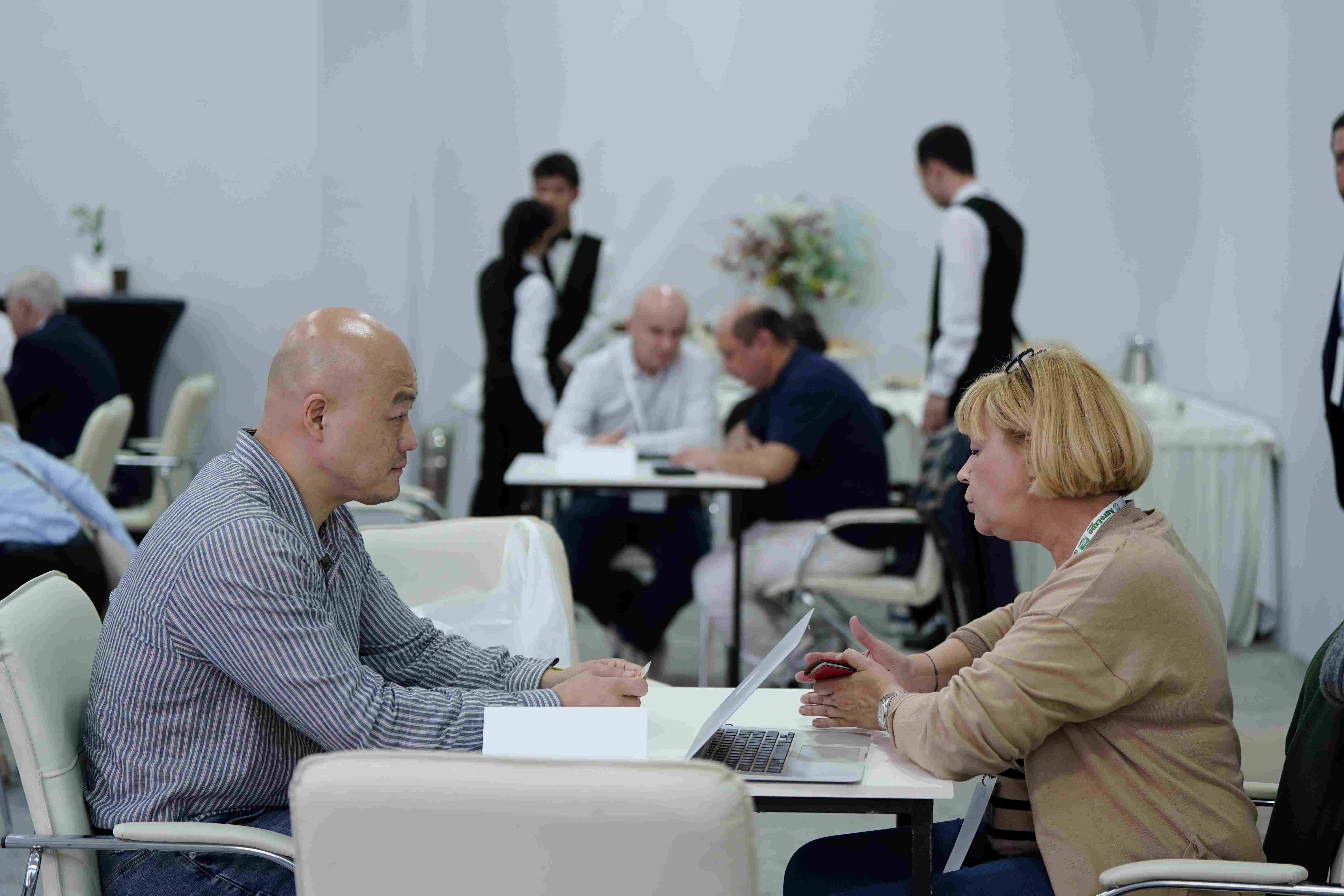 <span  class="uc_style_uc_tiles_grid_image_elementor_uc_items_attribute_title" style="color:#ffffff;">DSC04426</span>